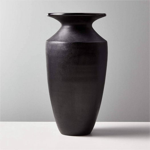 Sort terracotta -vase